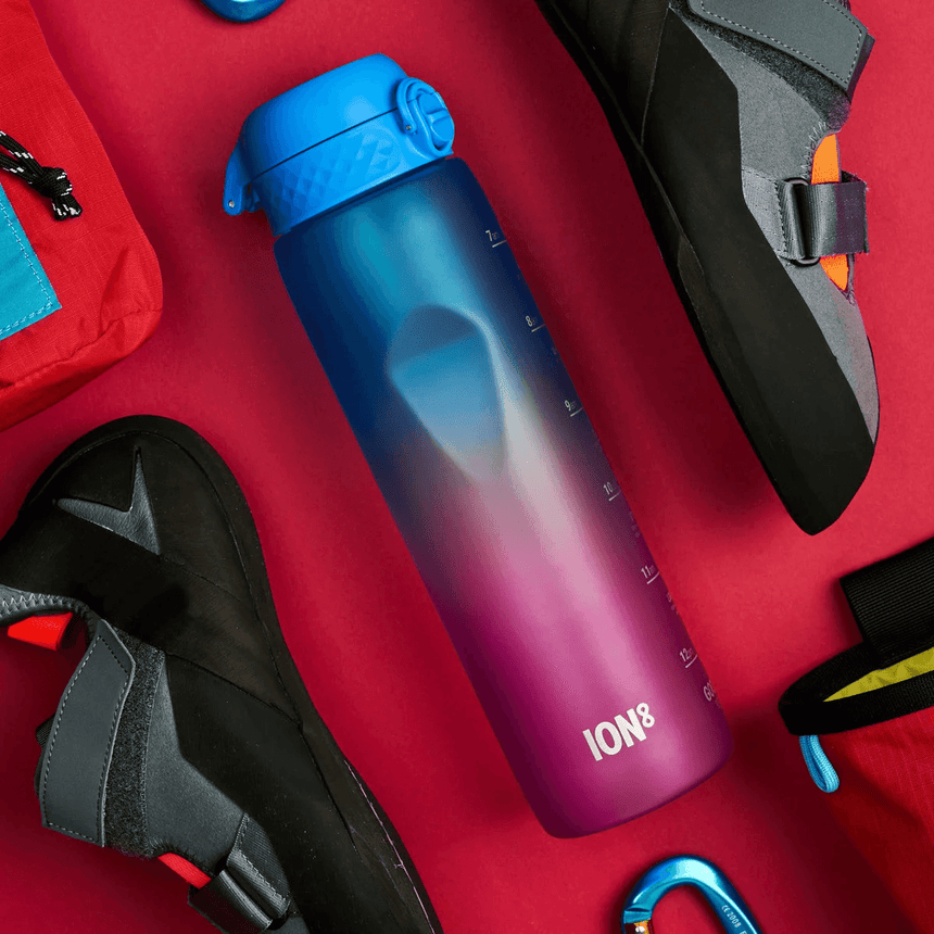 Ion8: butelka na wodę z miarką Gradient Motivator 1100 ml - Noski Noski